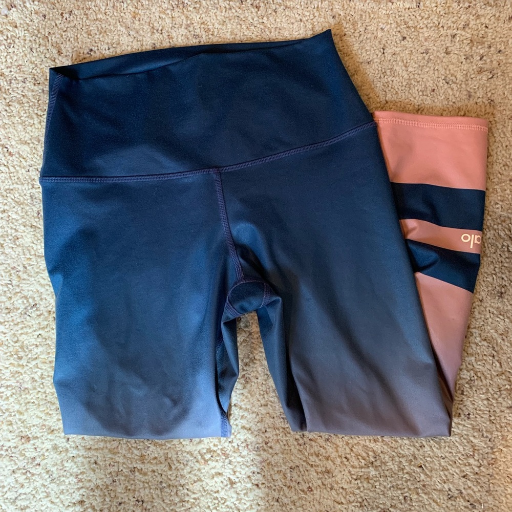 Alo Yoga Ombre Crop Leggings